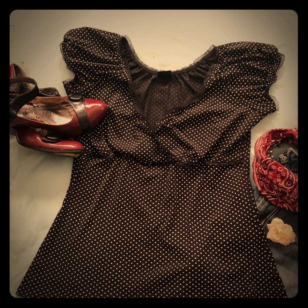 Adorable black and white polka dot top